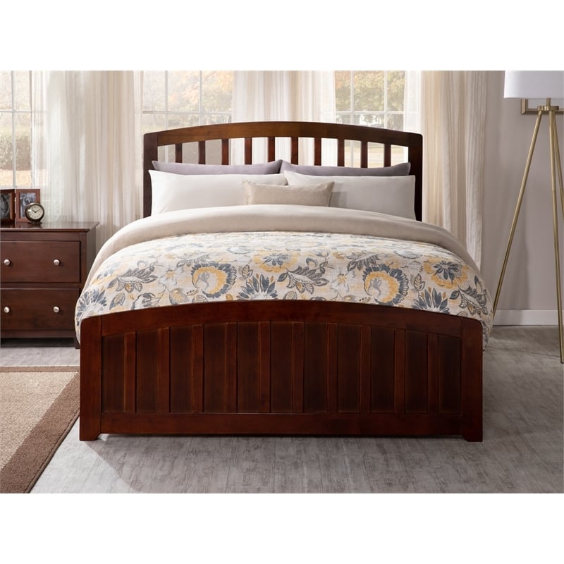 Leo & Lacey Farmhouse Solid Wood Full Bed w/ Footboard and USB Charger in Walnut