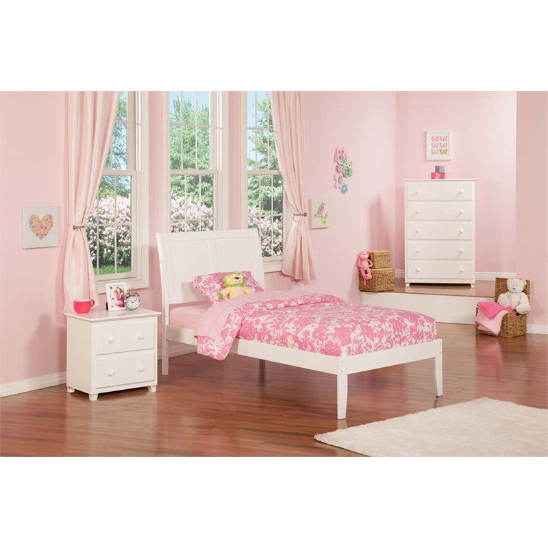 Leo & Lacey Farmhouse Solid Wood Twin Platform Bed with USB Charger in White