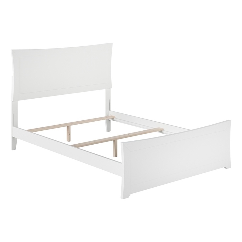 Leo & Lacey Modern Solid Wood Full Bed with Footboard with USB Charger in White