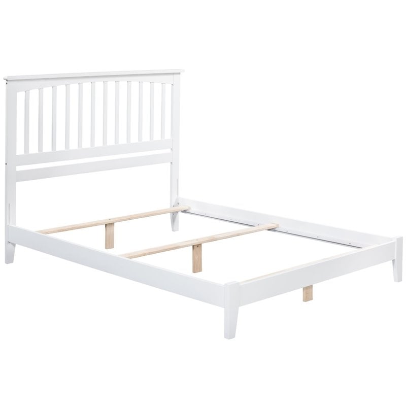 Leo & Lacey Contemporary Full Solid Wood Foundation Bed in White