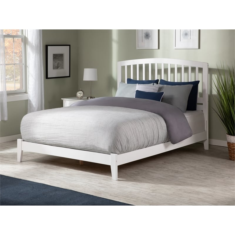 Leo & Lacey Contemporary Queen Solid Wood Foundation Bed in White