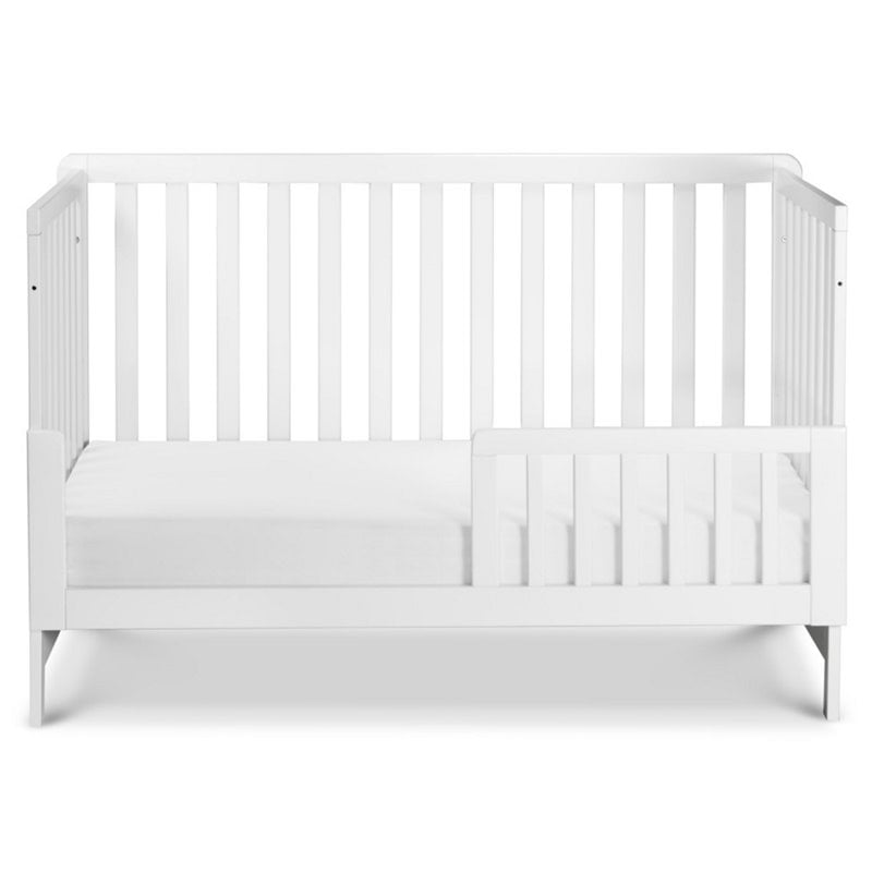 Carter's By DaVinci Colby 4-in-1 Low Profile Convertible Crib in White