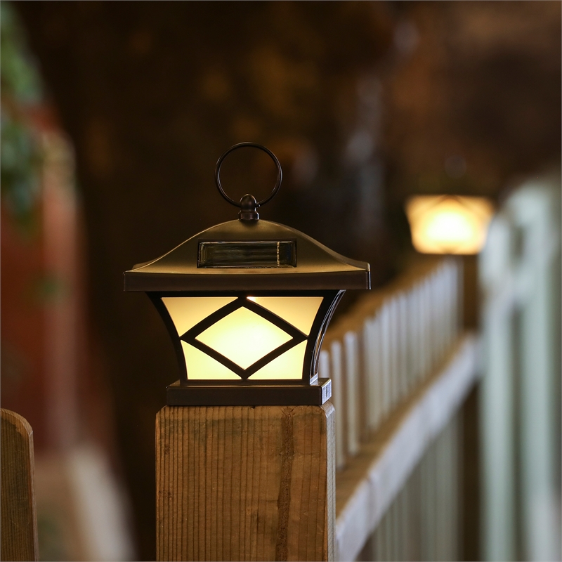 Winsome House WH094 Traditional Solar Post Lights - Set of 2