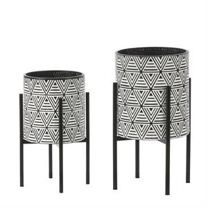 luxenhome set of 2 black and white metal cachepot planters with metal stands