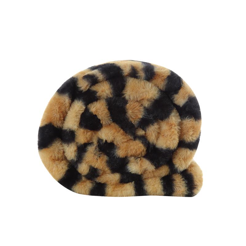 Maia Throw Tiger Polyester Microfiber 50 In x 60 In Printed Rabbit Fur in Orange