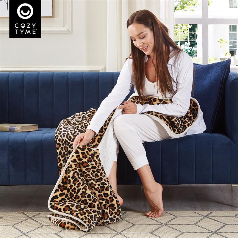 Mekhi Sherpa Polyester Throw Blanket with Feet Pocket Leopard 28