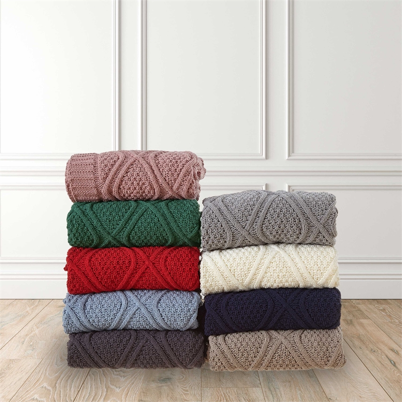 Jamar Hunter Green Polyester 50x60 Inches Chenille Diamond Cable Cozy Knit Throw