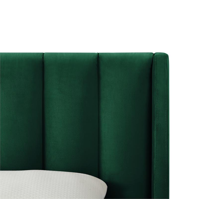 Aubreigh Bed Hunter Green Velvet Queen Upholstered Channel Tufted