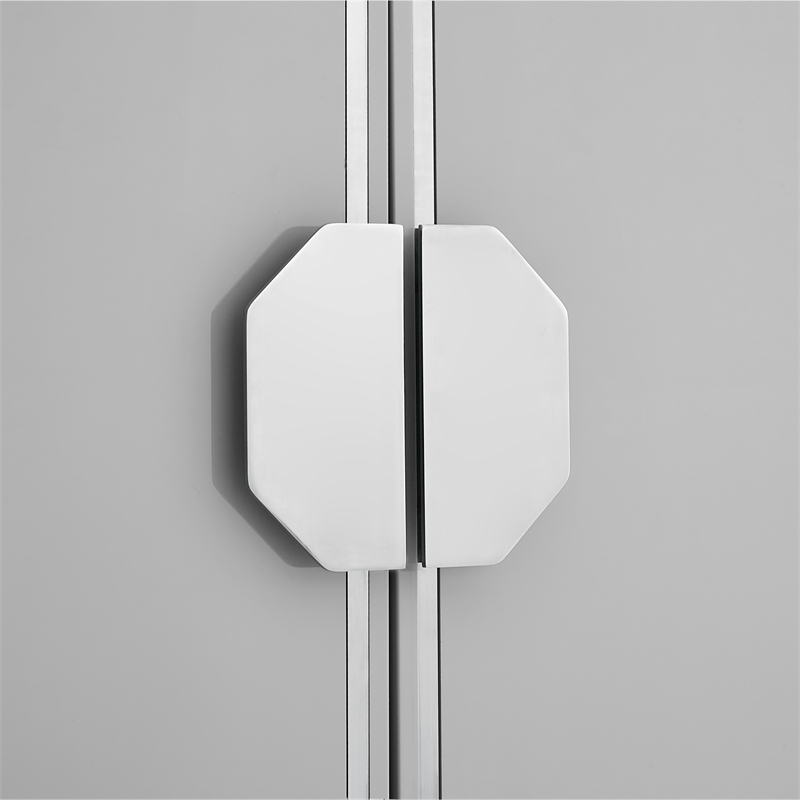 Posh Living Liyana  Sideboard Gray/Chrome