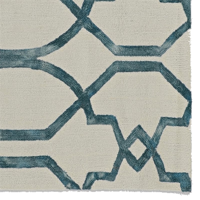 Riverbay Furniture Transitional Polyester 5'x7' Rug in Ivory and Teal