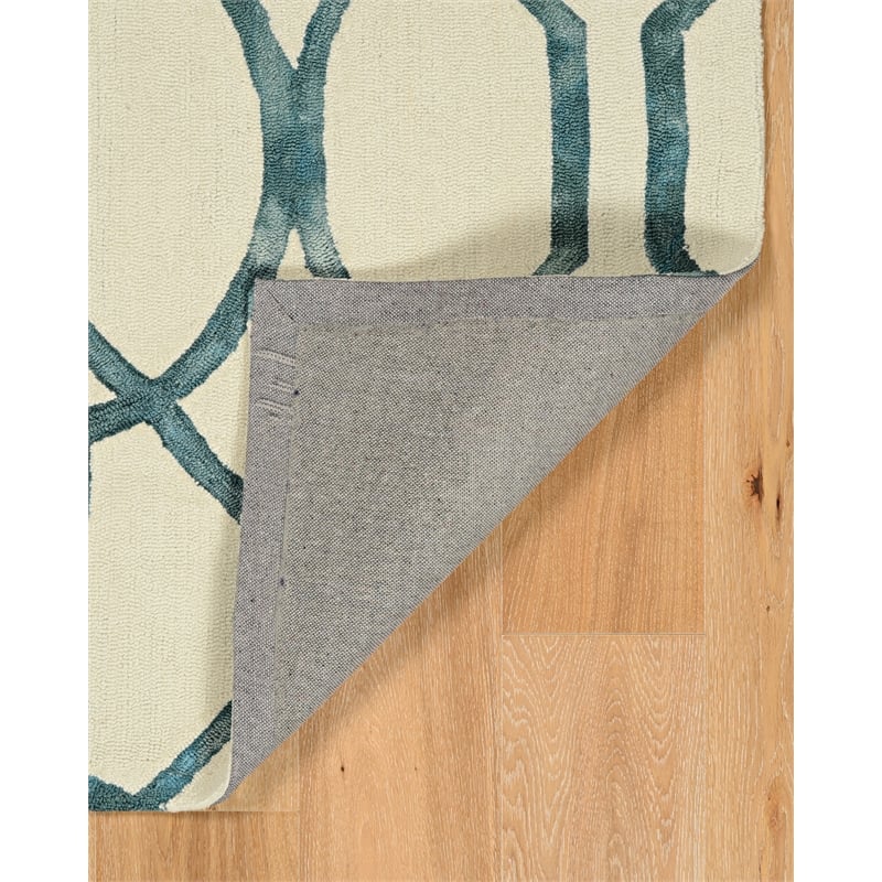 Riverbay Furniture Transitional Polyester 5'x7' Rug in Ivory and Teal