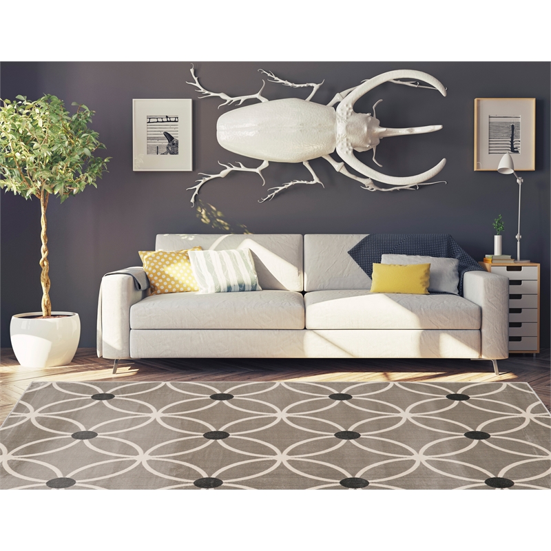 Riverbay Furniture Vintage Polyester 8'x10' Rug in Gray and Ivory