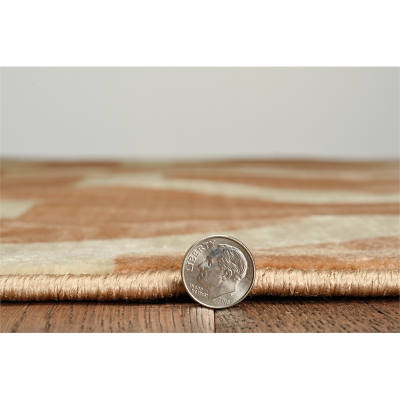 Riverbay Furniture Vintage Polyester 8'x10' Rug in Beige and Sand