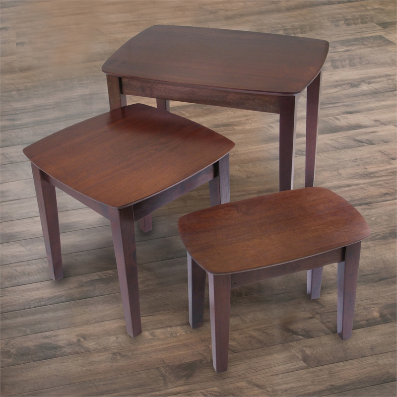 Winsome Bradley 3-Piece Transitional Solid Wood Nesting Tables in Antique Walnut