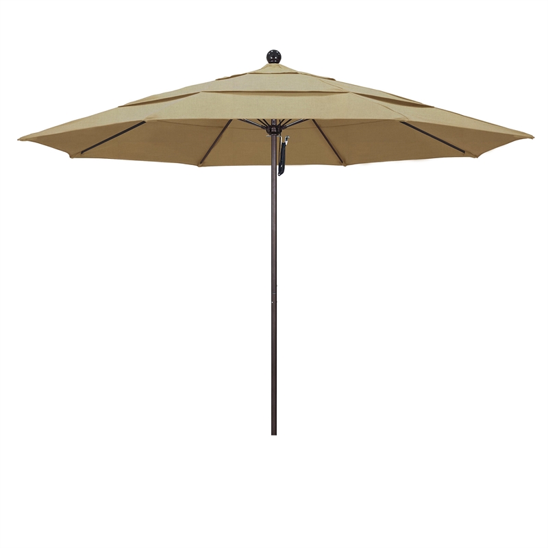 California Umbrella Venture 11' Bronze Market Umbrella in Heather