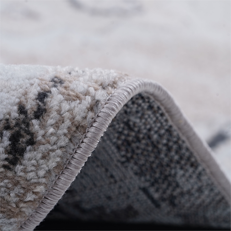 Bunyan Collection Traditional Vintage Cream/Beige Area Rug (6'7'' x 9')