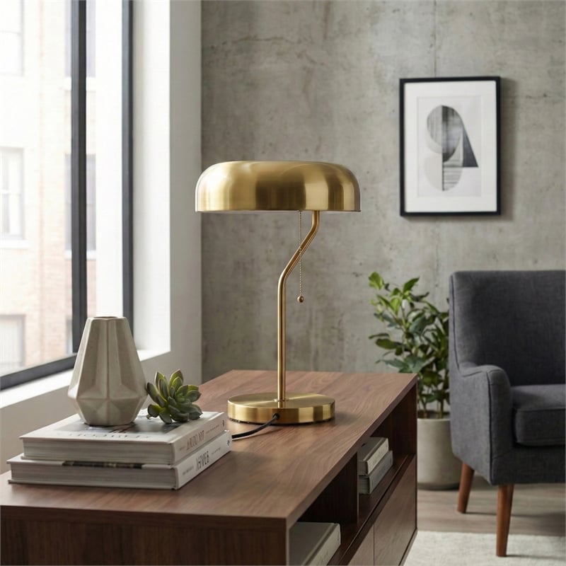 Misty Gold and White Pull Chain Metal Table Lamp