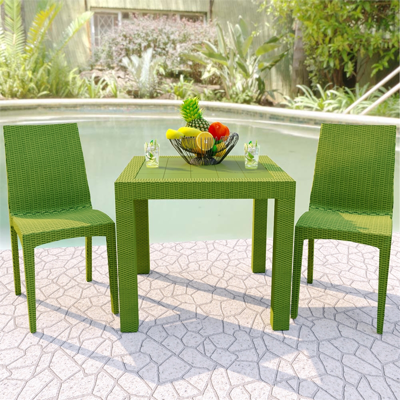 LeisureMod Modern Weave Mace Indoor Outdoor Dining Chair in Green