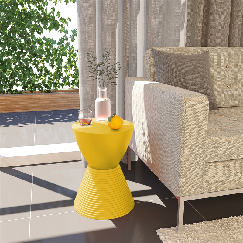 LeisureMod Boyd Modern Plastic Ribbed Round End Table in Yellow