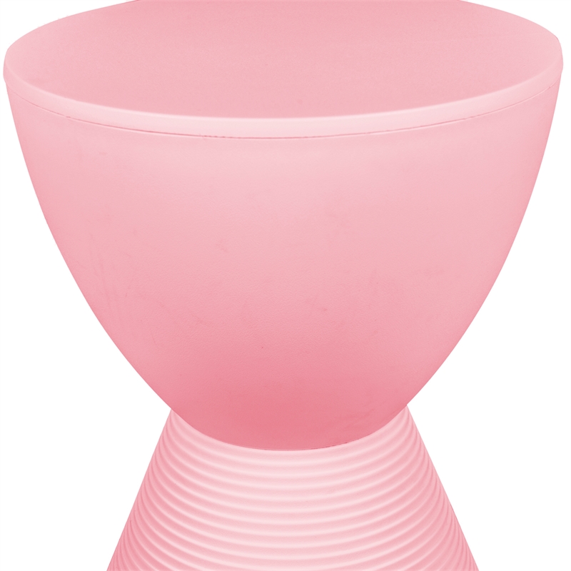 LeisureMod Boyd Modern Plastic Ribbed Round End Table in Pink