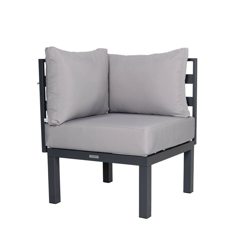 LeisureMod Chelsea 7-Piece Sectional And Fire Pit Table With Cushions in Gray