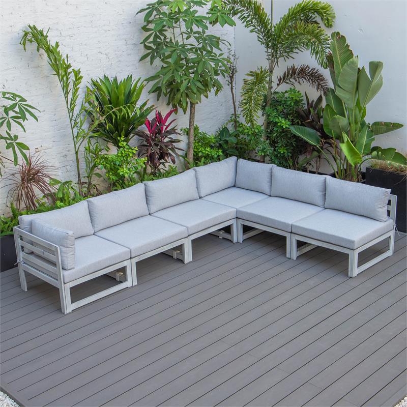 LeisureMod Chelsea Modern 6-Piece Weathered Gray Patio Sectional In Light Gray