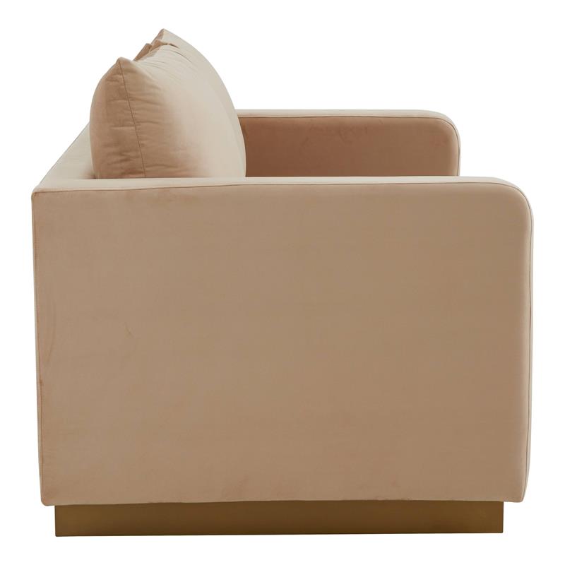 LeisureMod Nervo Modern Velvet Loveseat With Gold Base In Beige