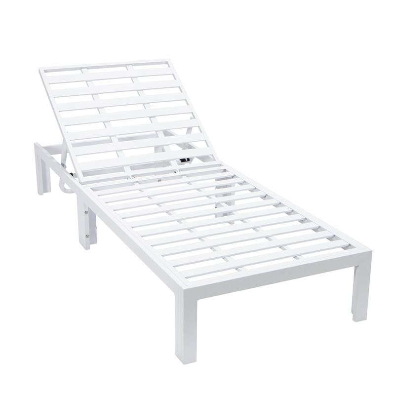 LeisureMod Chelsea Aluminum Outdoor Chaise Lounge Chair With Blue Cushion