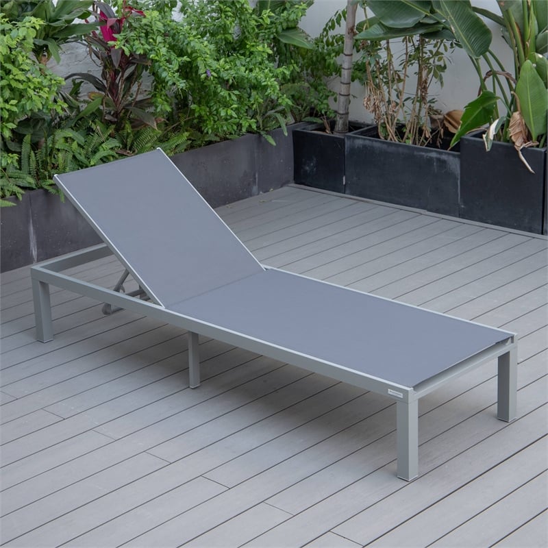 LeisureMod Marlin 2 Gray Aluminum Lounge Chair and Fire Pit Table Dark Gray