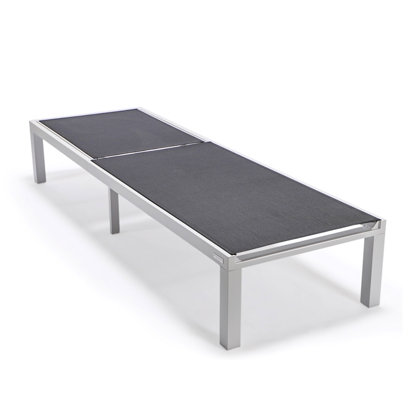 LeisureMod Marlin White Aluminum Lounge Chair and Fire Pit Table Black