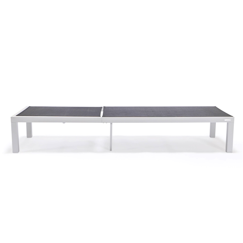 LeisureMod Marlin White Aluminum Lounge Chair and Fire Pit Table Black