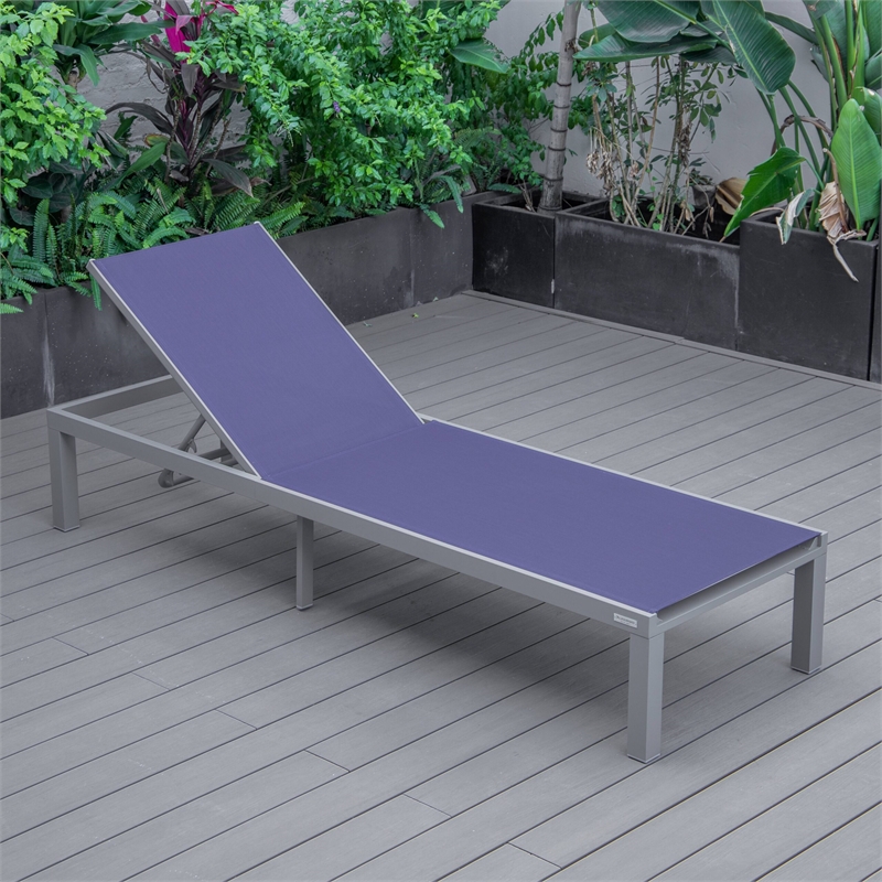LeisureMod Marlin Gray Aluminum Lounge Chair and Fire Pit Table Navy Blue