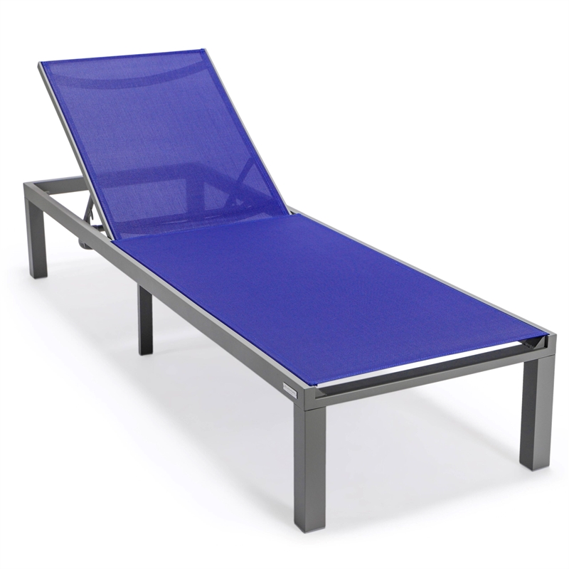 LeisureMod Marlin Gray Aluminum Lounge Chair and Fire Pit Table Navy Blue