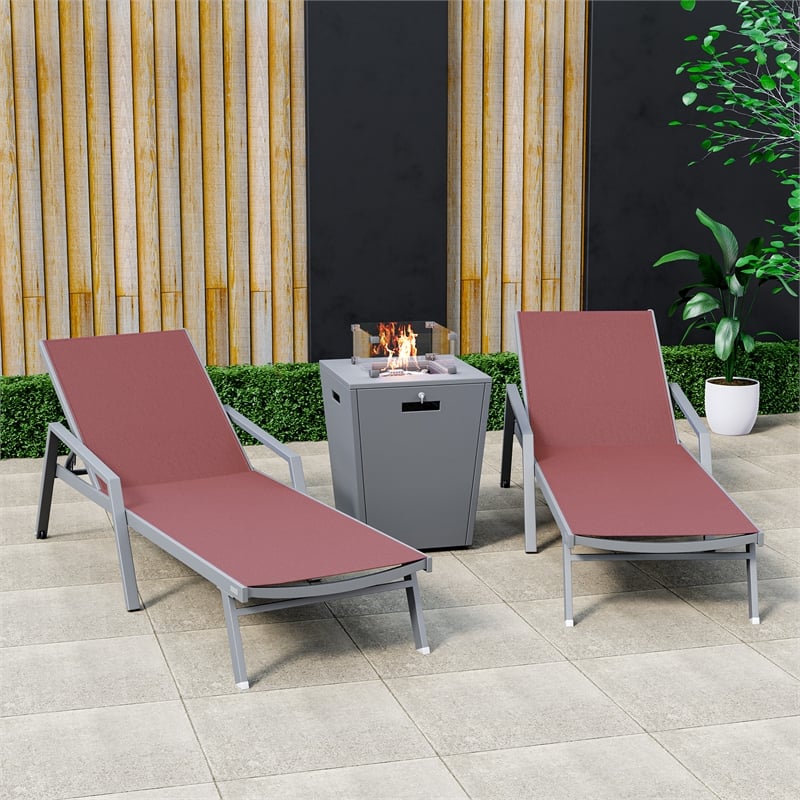 LeisureMod Marlin 2 Gray Aluminum Lounge Armchair and Fire Pit Red