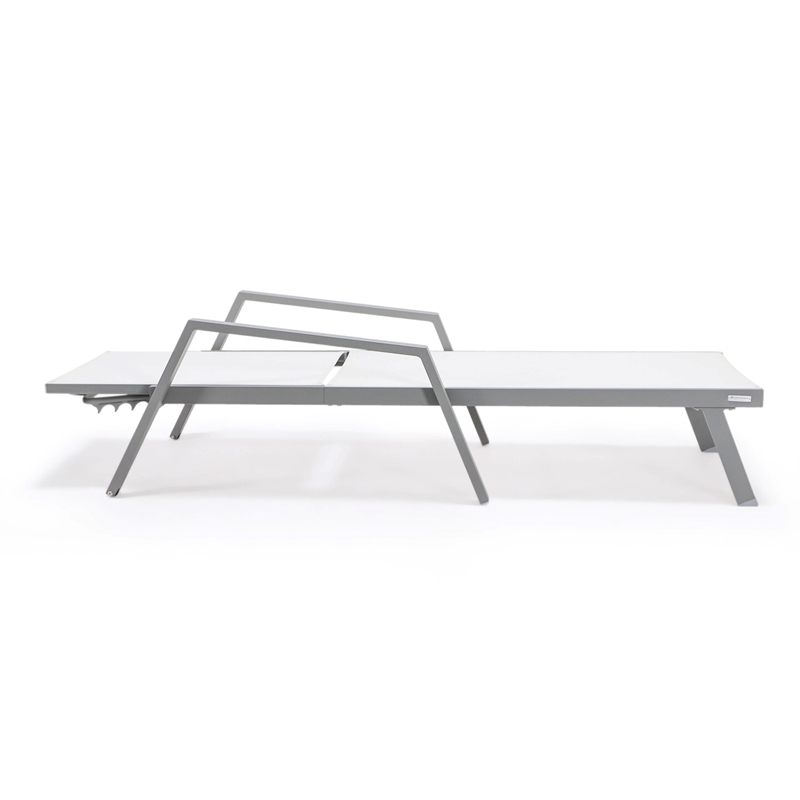 LeisureMod Marlin 2 Gray Aluminum Lounge Armchair and Fire Pit White
