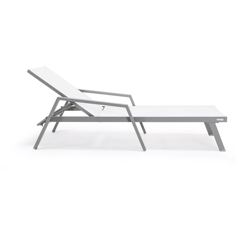 LeisureMod Marlin Outdoor Aluminum Chaise Lounges in Gray/White (Set of 2)