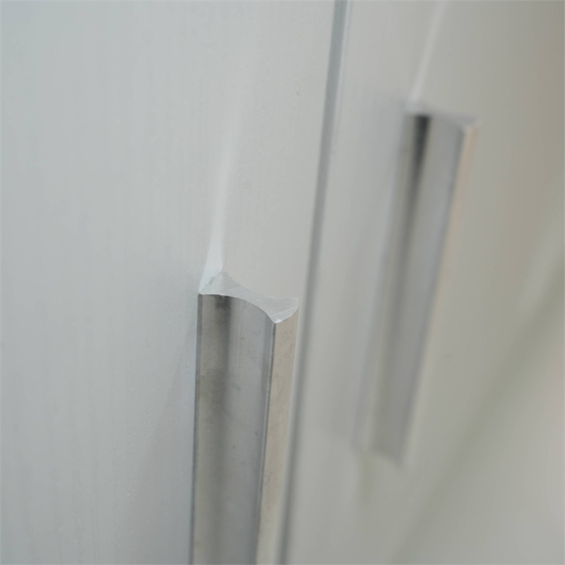 LeisureMod Avery Modern TV Stand with MDF Cabinet and Steel Legs White