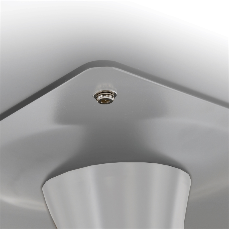 LeisureMod Bristol Dining Table with a 31