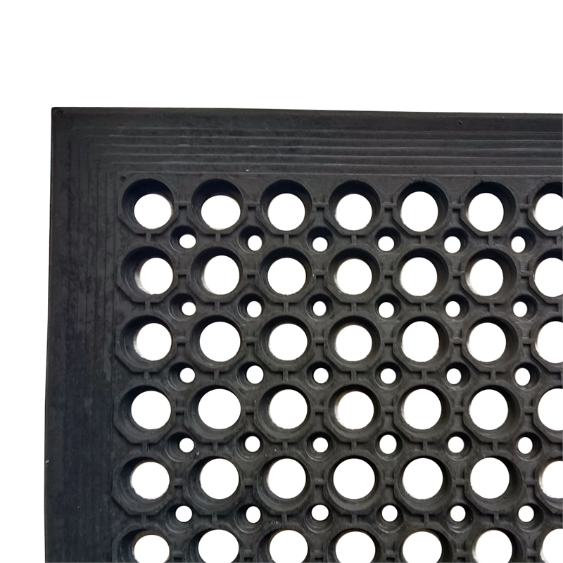 Doortex Open-Top Black Anti-Fatigue Mat - 32