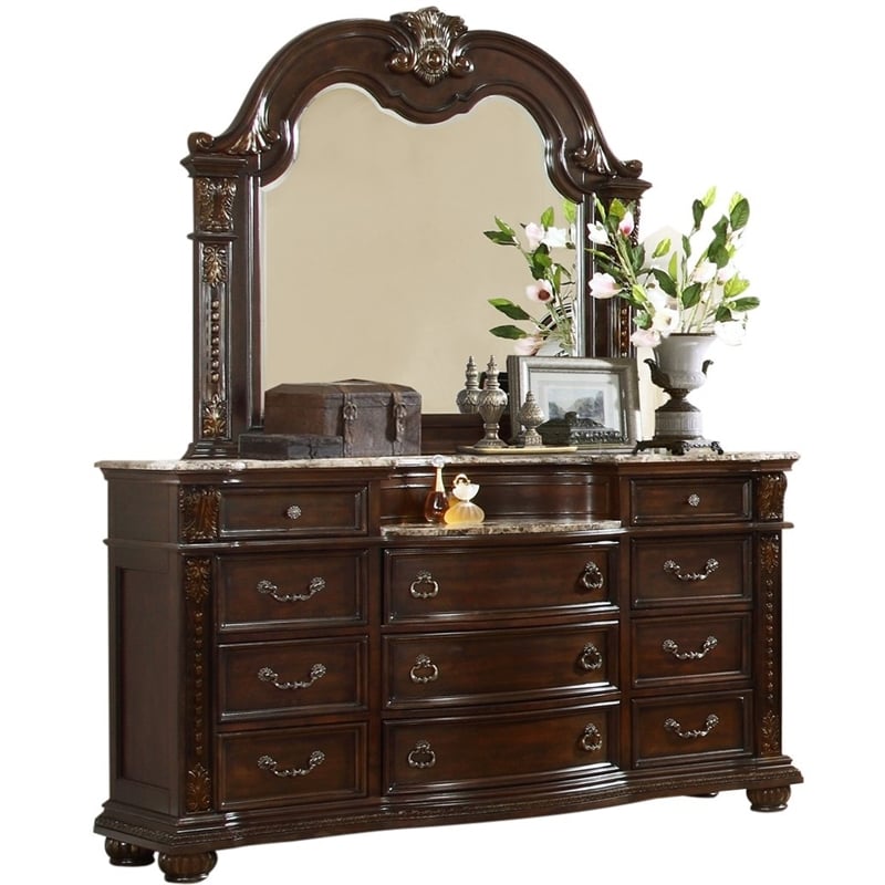 Roma Traditional Style Queen 4 Pc Bedroom set made with Wood in Dark Walnut