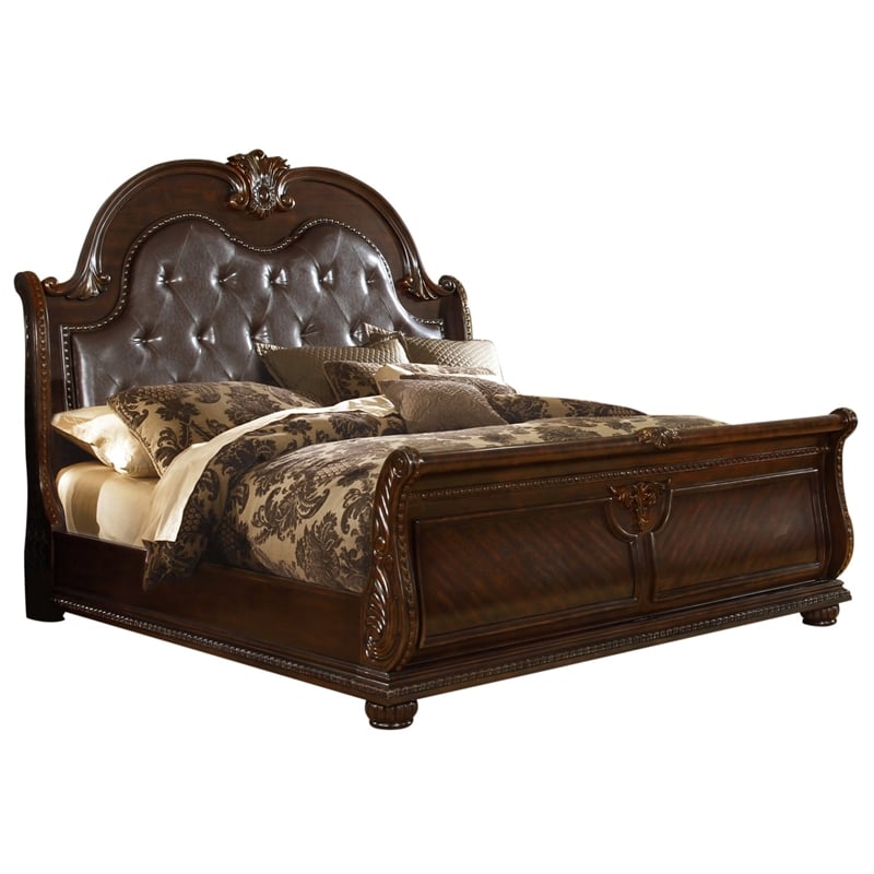 Roma Traditional Style Queen 4 Pc Bedroom set made with Wood in Dark Walnut
