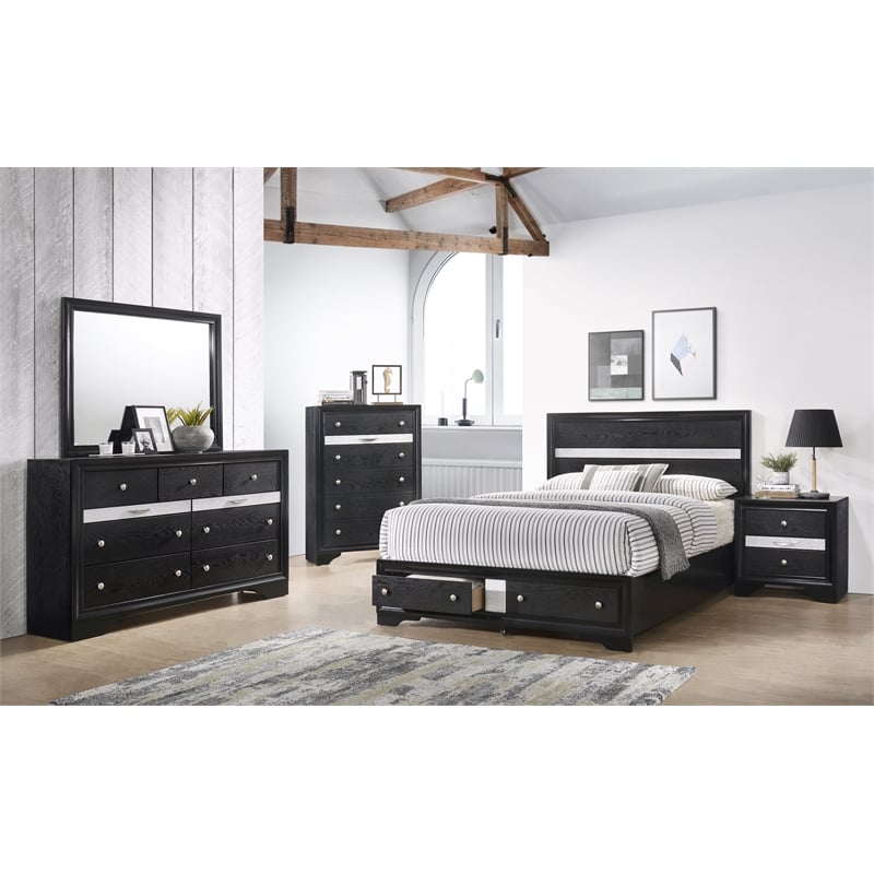 Matrix Traditional Style 7-Drawer Dresser in Black made with Wood