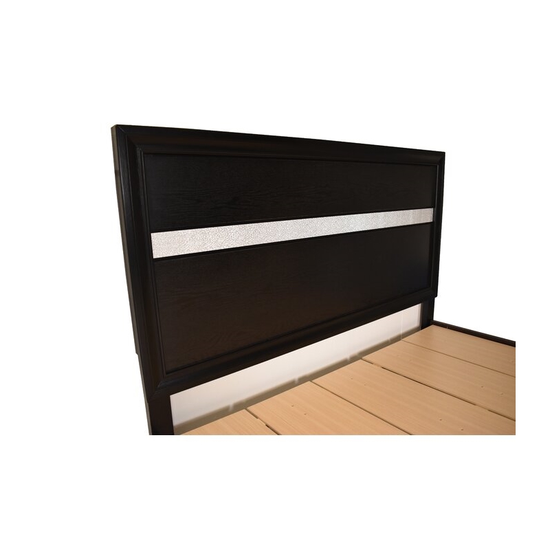 Matrix Traditional Style King 4 PC Storage Bedroom Set in Black made with Wood