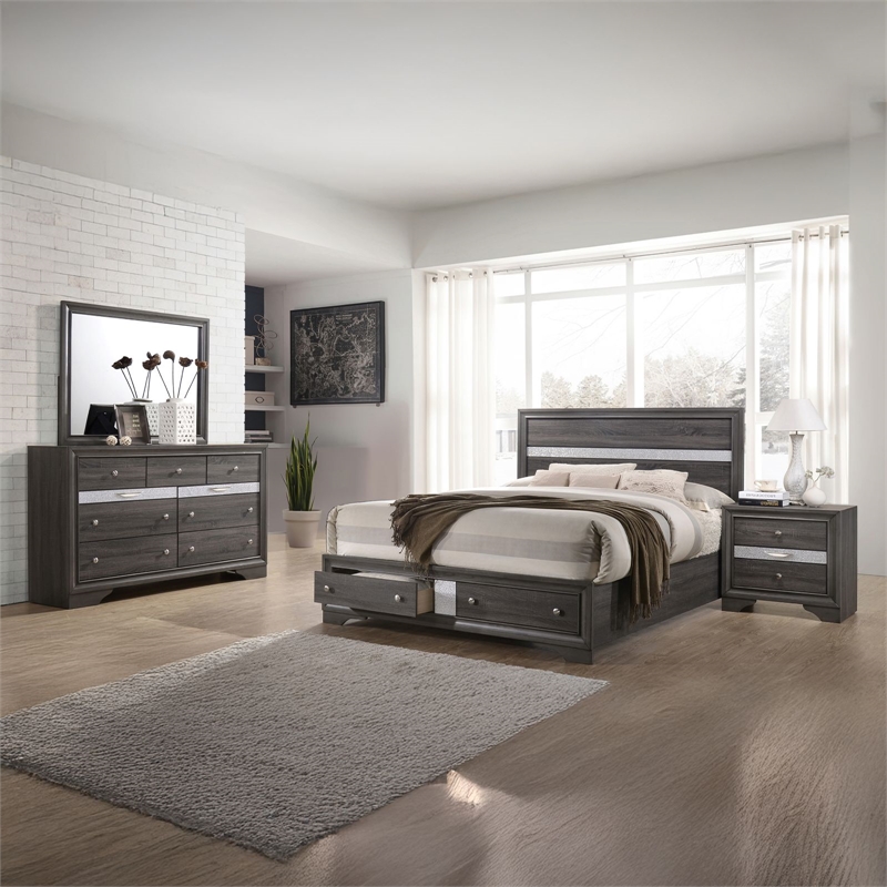 Matrix Traditional Style King 4 PC Storage Bedroom set in Gray made with Wood