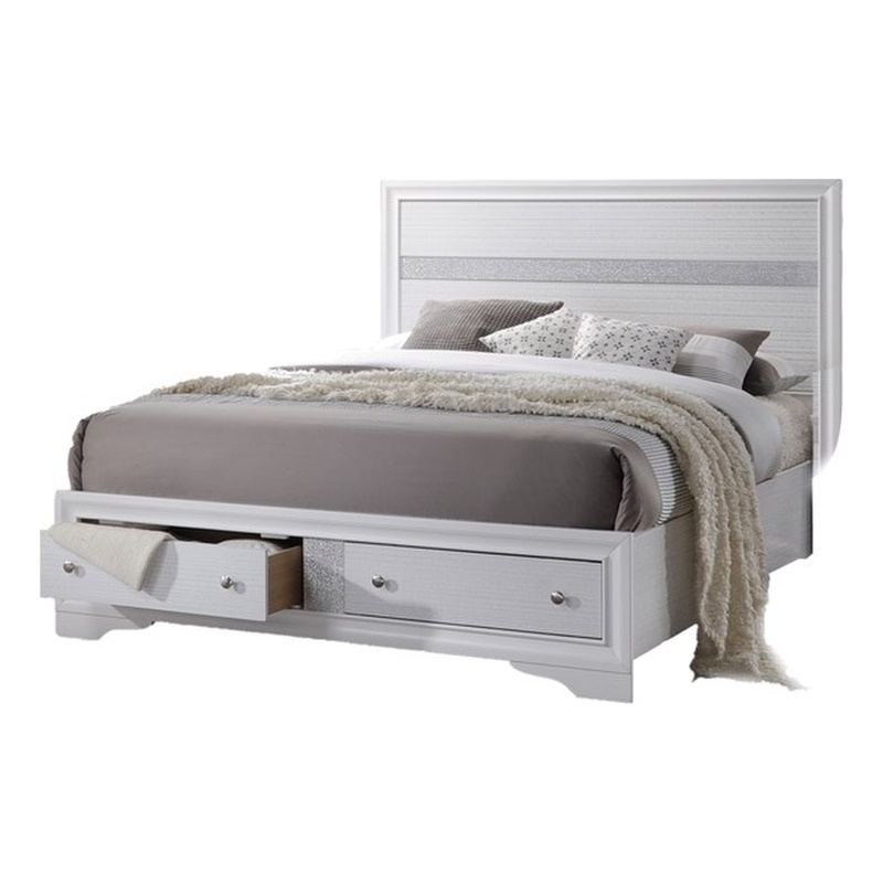 Matrix Traditional Wood Queen Storage Bed in White