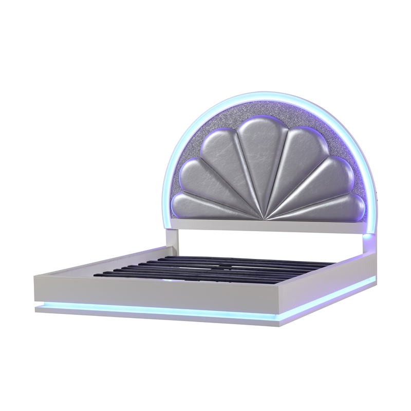 Perla 5-Piece Wood Queen Bedroom Set in Milky White