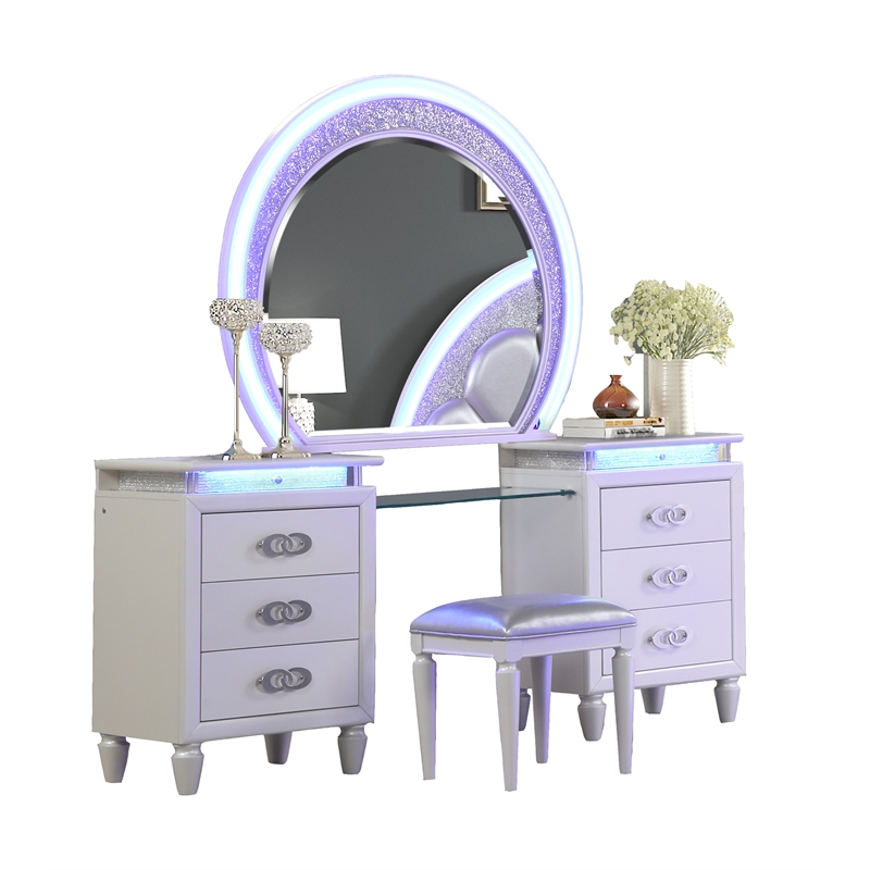 Perla King 5 Pc Vanity LED Bedroom Set Made with Wood in Milky White