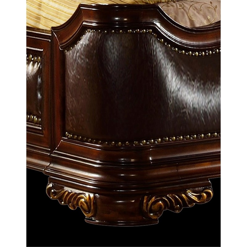 Bella Traditional Style King Bed Made with Wood in Dark Walnut