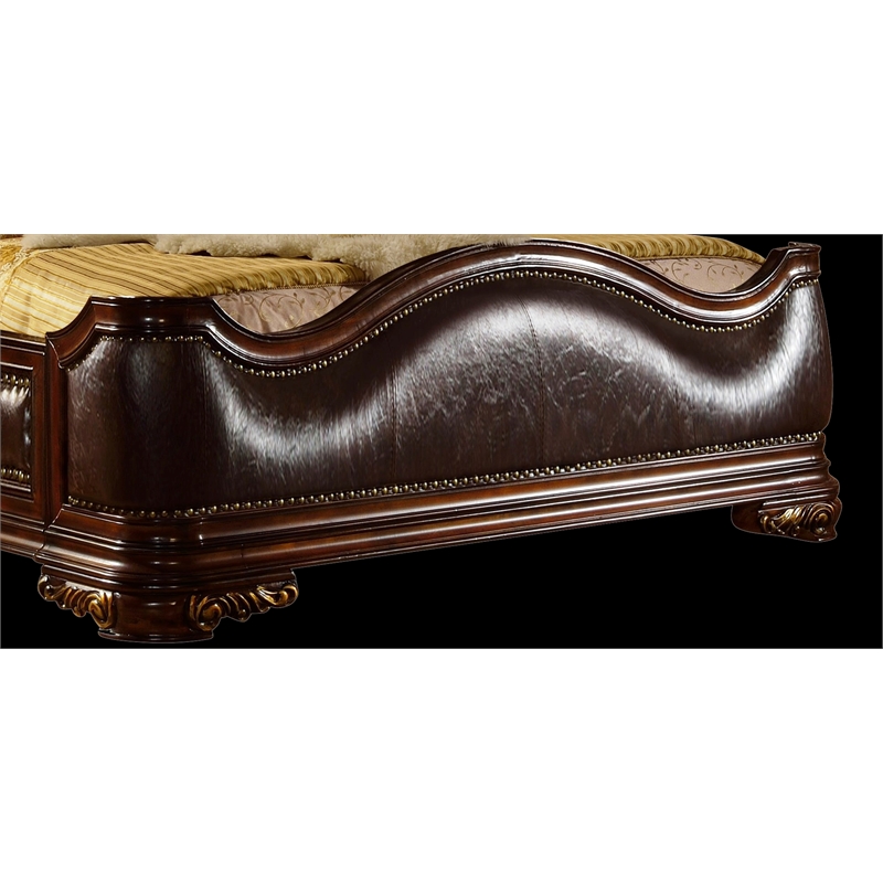 Bella Traditional Style Queen Bed Made with Wood in Dark Walnut