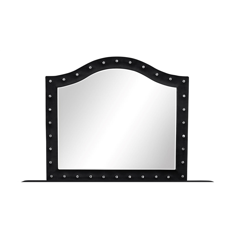 Sophia Queen 4 Pc Upholstery Bedroom Set Made With Wood in Black